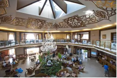 کریستال پارا ایزو ورده ریزورت آنتالیا